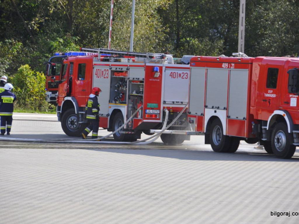 Wyciek amoniaku w Tarnogrodzie. Strażacy ćwiczyli działania w sytuacji zagrożenia chemicznego (FOTO)