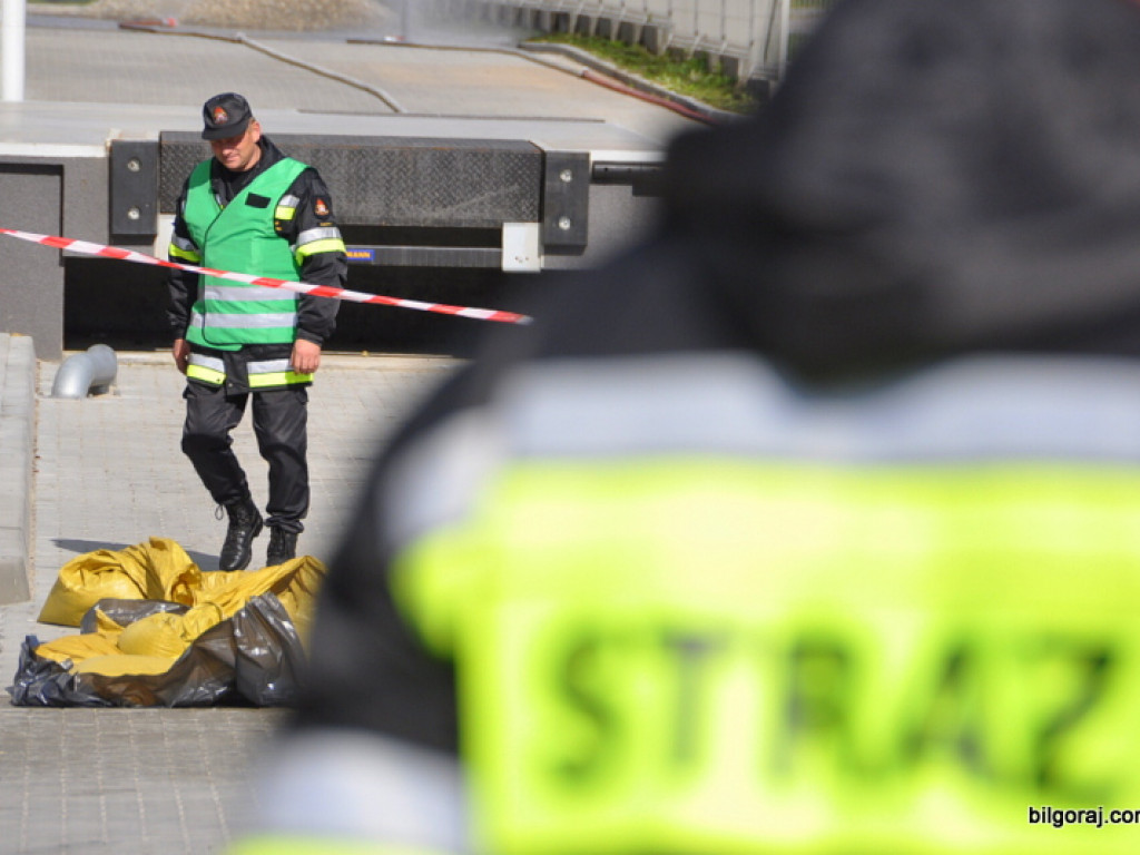 Wyciek amoniaku w Tarnogrodzie. Strażacy ćwiczyli działania w sytuacji zagrożenia chemicznego (FOTO)