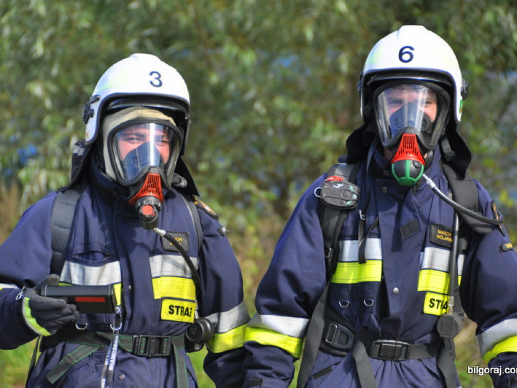 Wyciek amoniaku w Tarnogrodzie. Strażacy ćwiczyli działania w sytuacji zagrożenia chemicznego (FOTO)