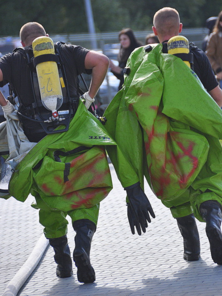 Wyciek amoniaku w Tarnogrodzie. Strażacy ćwiczyli działania w sytuacji zagrożenia chemicznego (FOTO)