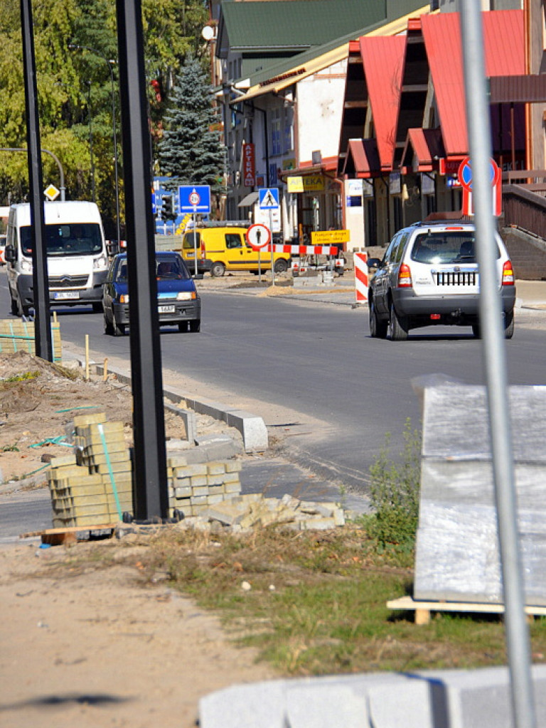 Prace przy przebudowie głównych ulic Biłgoraja na finiszu (FOTO)