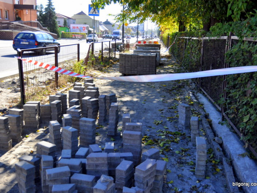 Prace przy przebudowie głównych ulic Biłgoraja na finiszu (FOTO)