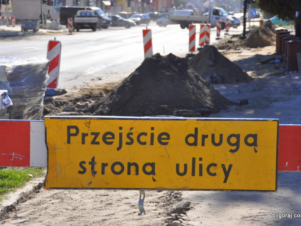 Prace przy przebudowie głównych ulic Biłgoraja na finiszu (FOTO)