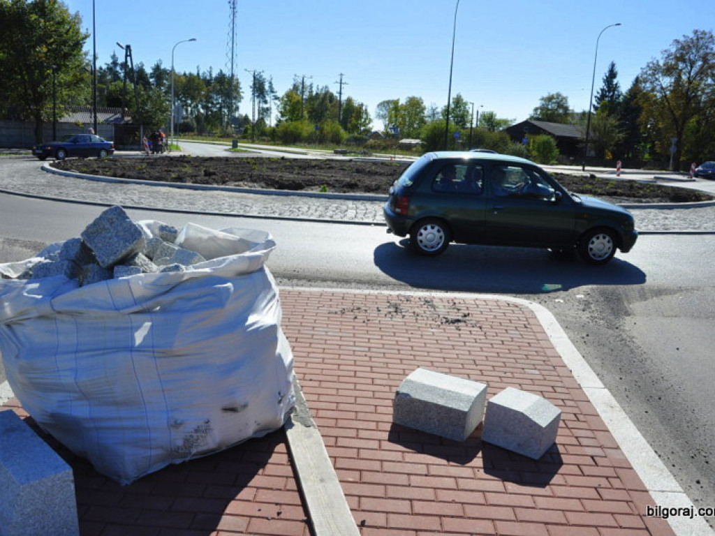 Prace przy przebudowie głównych ulic Biłgoraja na finiszu (FOTO)