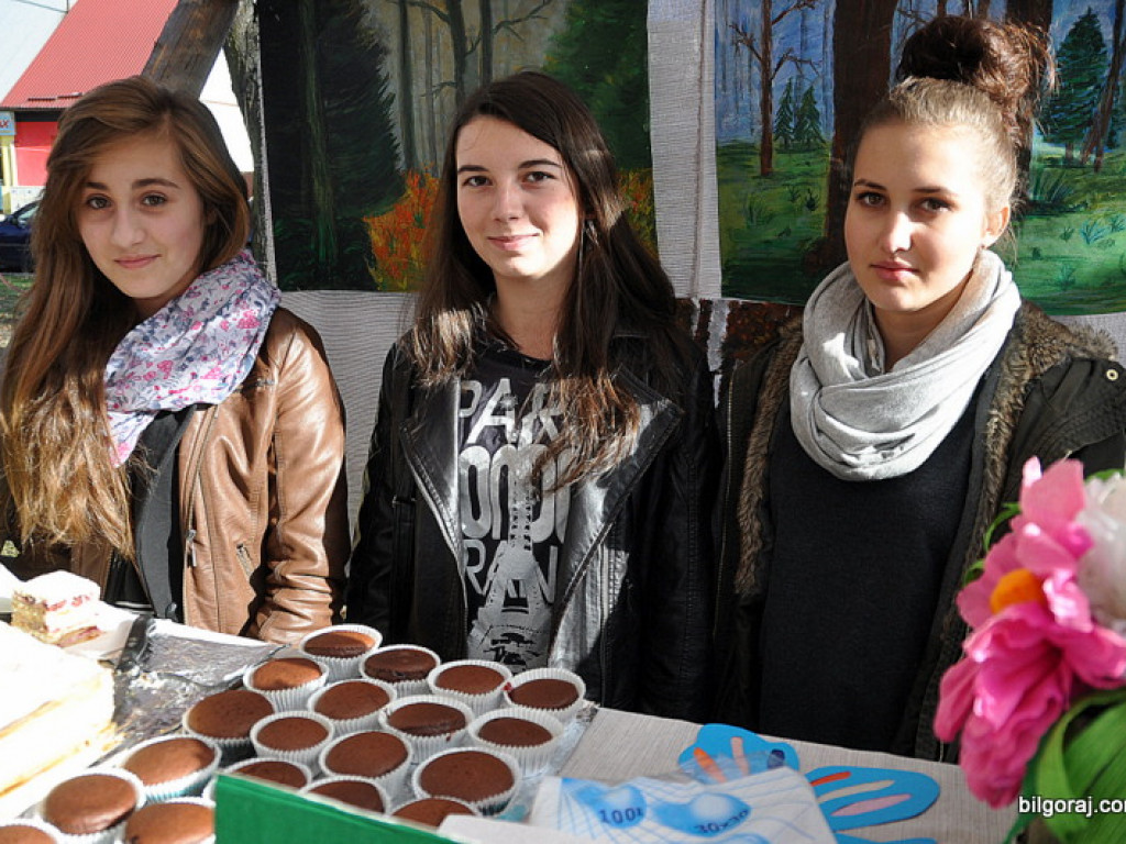 Powiatowe Targi Obywatelskie (FOTO)