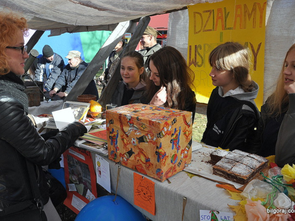 Powiatowe Targi Obywatelskie (FOTO)