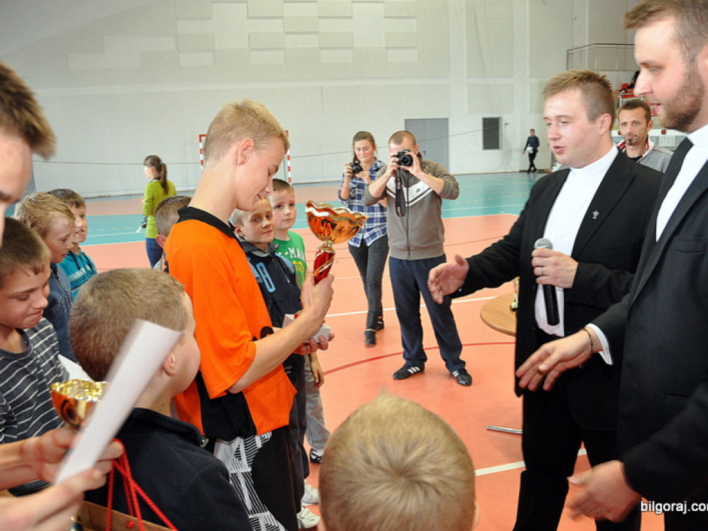 Ministranci rywalizowali na hali OSiR