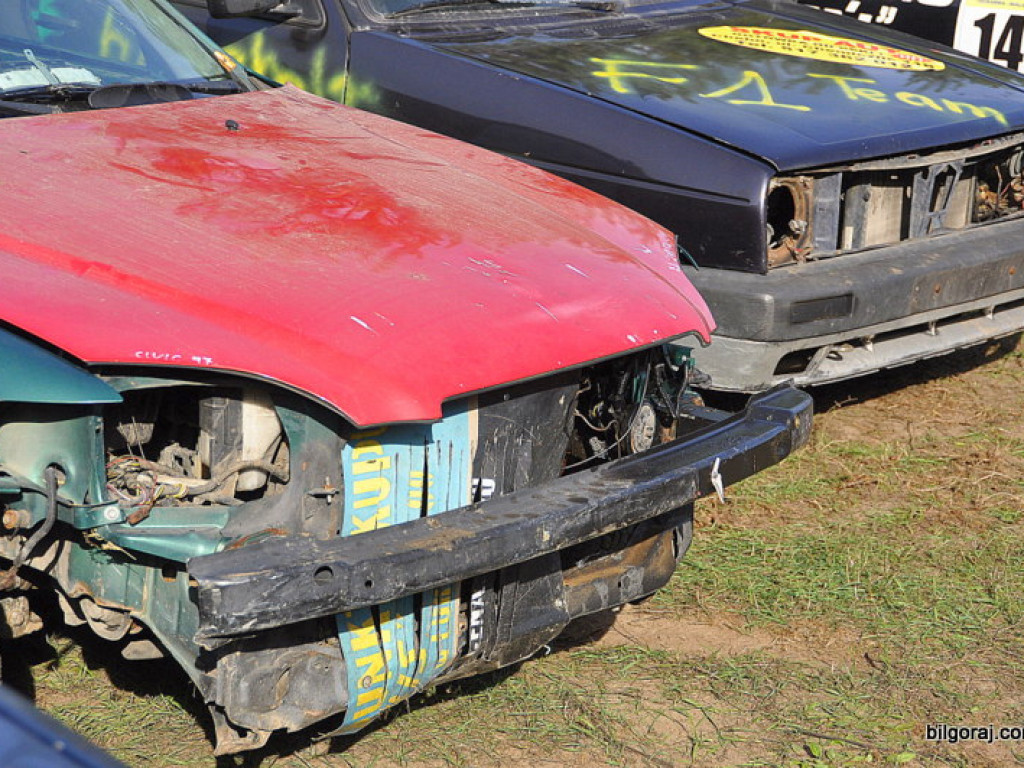 Wyścig złomów po raz czwarty w Dylach. Najprawdopodobniej ostatni w tym roku (FOTO)