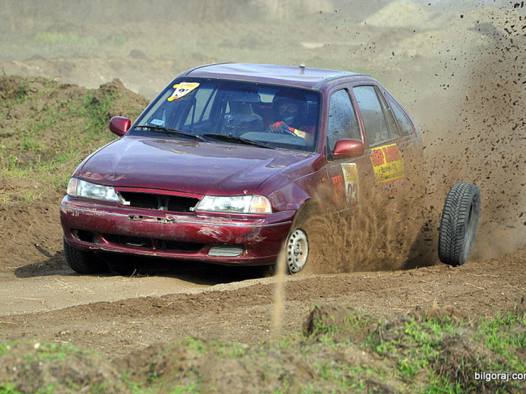 Wyścig złomów po raz czwarty w Dylach. Najprawdopodobniej ostatni w tym roku (FOTO)