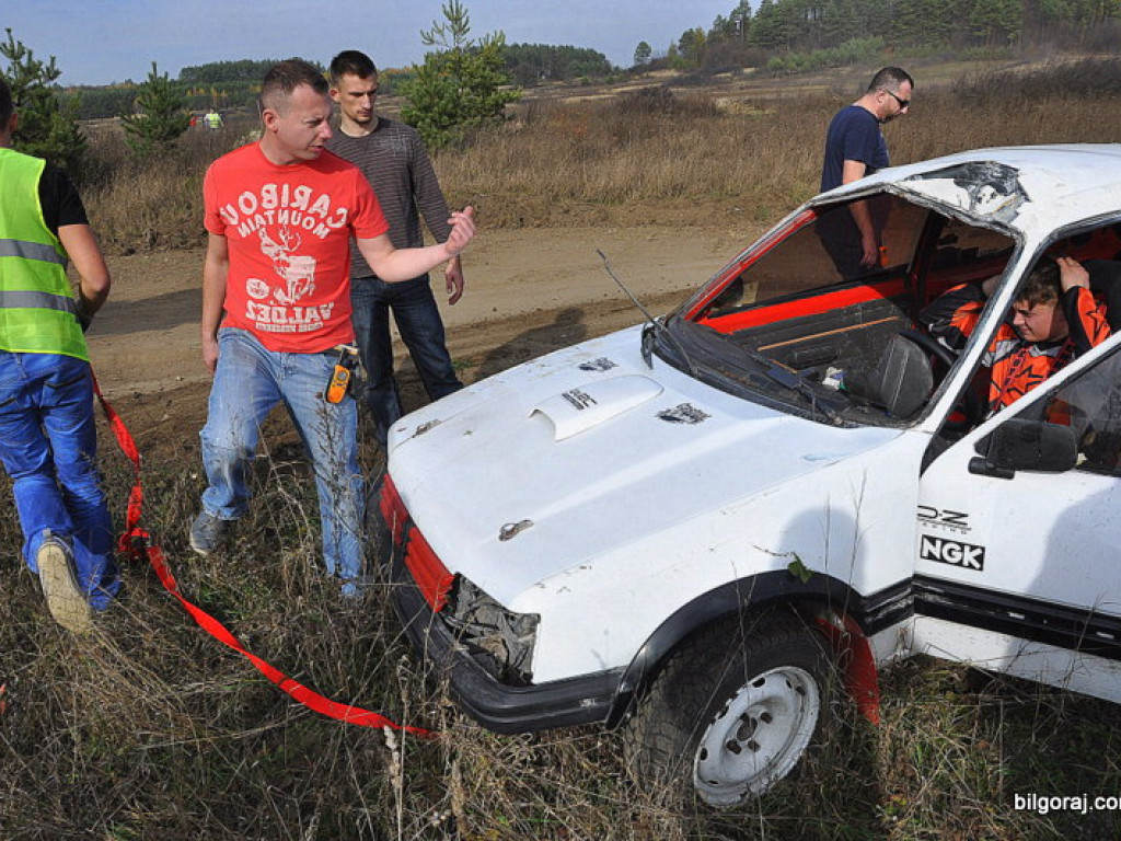 Wyścig złomów po raz czwarty w Dylach. Najprawdopodobniej ostatni w tym roku (FOTO)