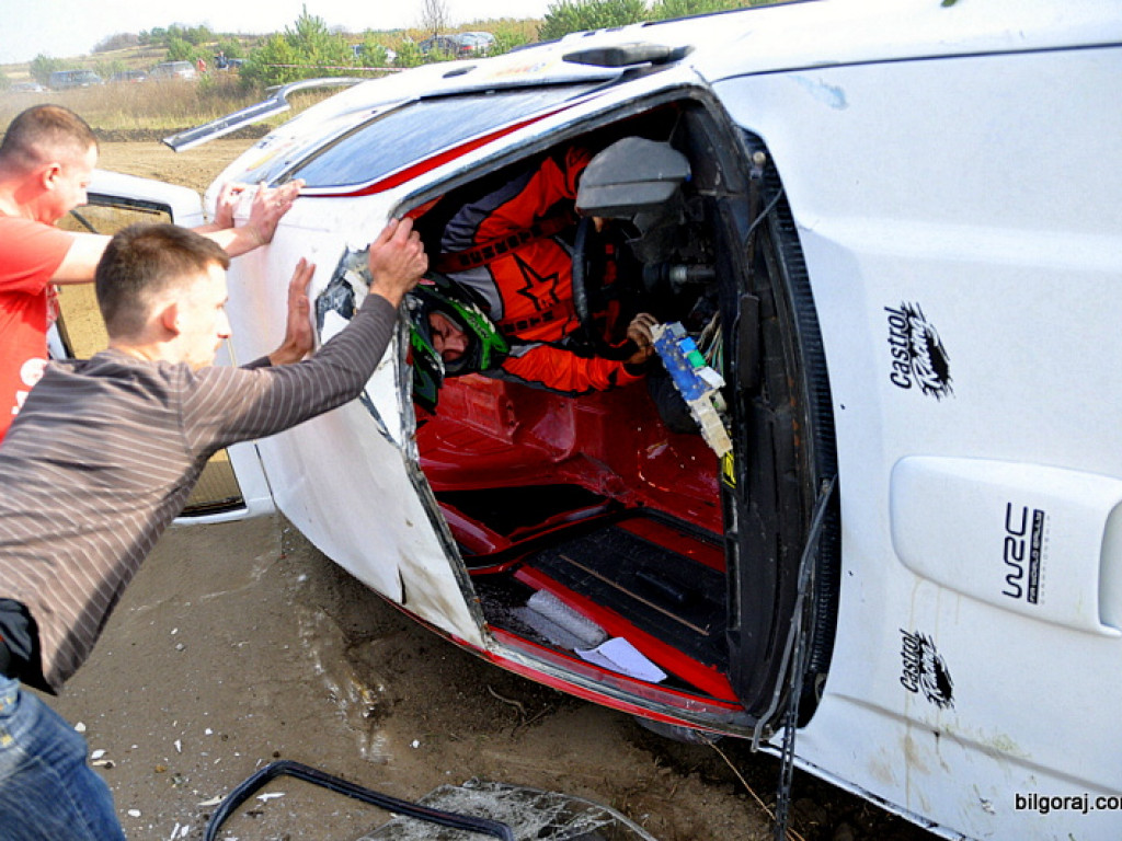 Wyścig złomów po raz czwarty w Dylach. Najprawdopodobniej ostatni w tym roku (FOTO)