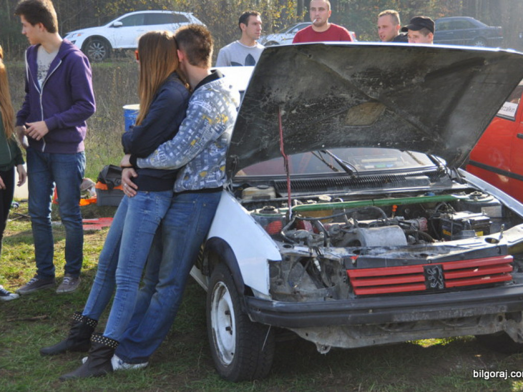 Wyścig złomów po raz czwarty w Dylach. Najprawdopodobniej ostatni w tym roku (FOTO)