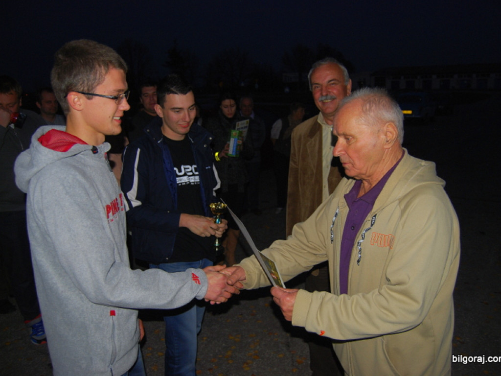 Samochodowy rajd turystyczny po Ziemi Biłgorajskiej (WYNIKI, FOTO)