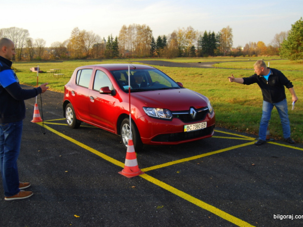 Samochodowy rajd turystyczny po Ziemi Biłgorajskiej (WYNIKI, FOTO)
