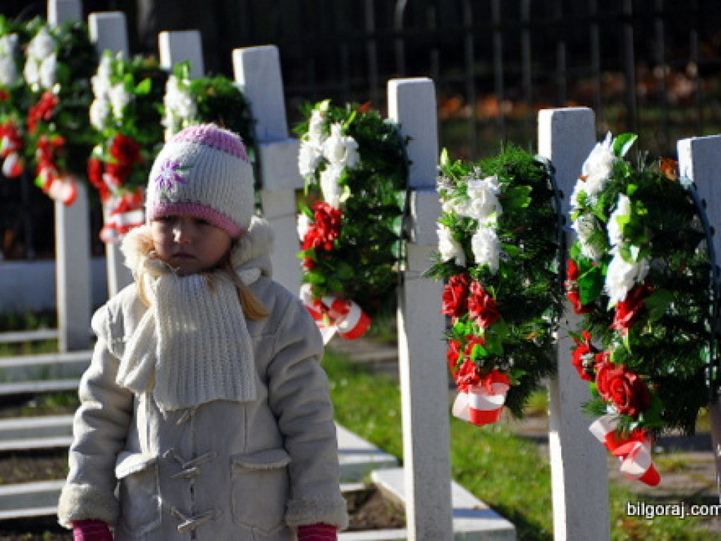 Dzień Wszystkich Świętych na naszych cmentarzach (FOTO)
