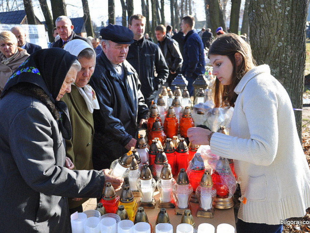 Dzień Wszystkich Świętych na naszych cmentarzach (FOTO)