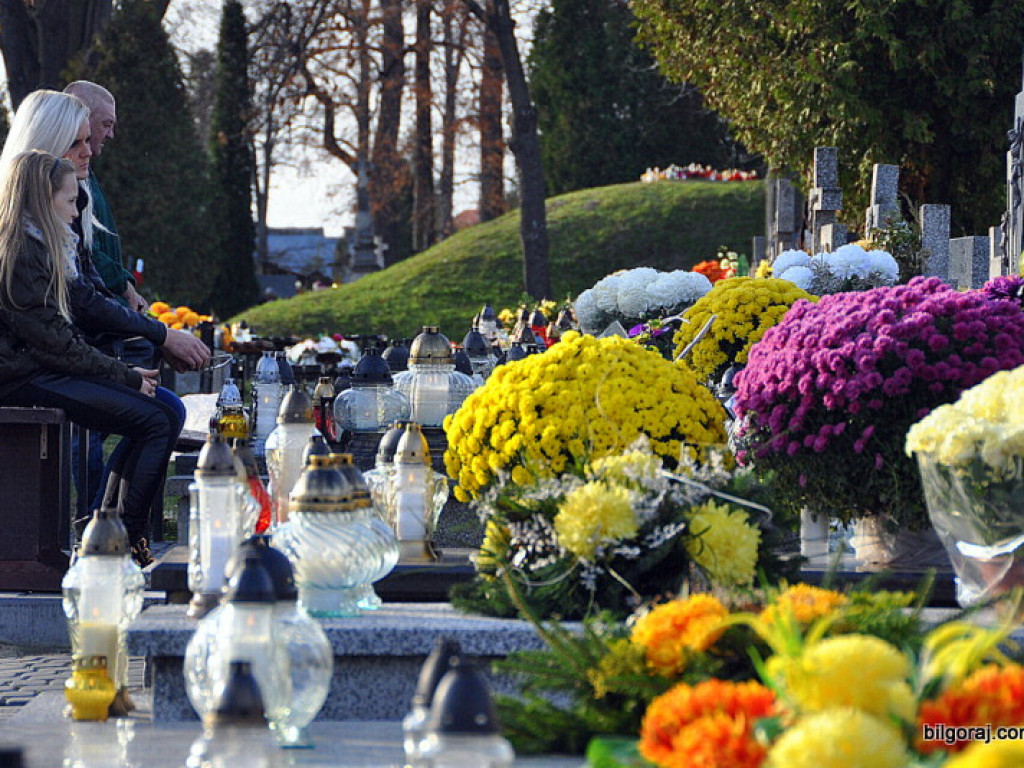 Dzień Wszystkich Świętych na naszych cmentarzach (FOTO)