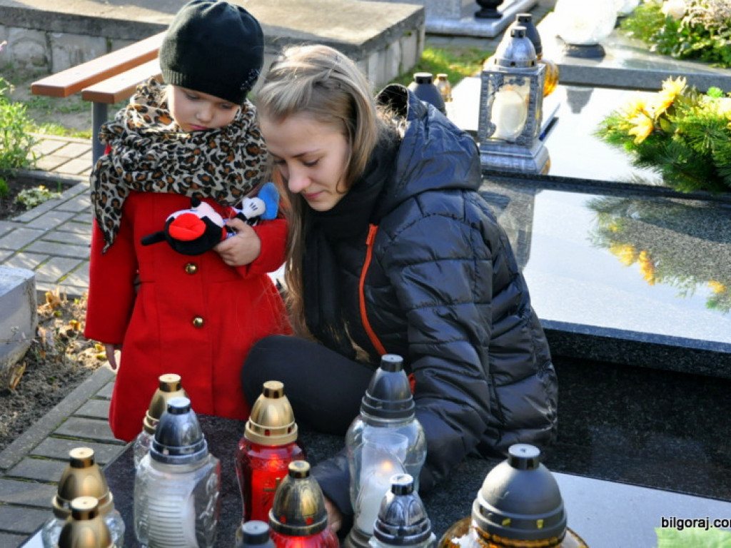 Dzień Wszystkich Świętych na naszych cmentarzach (FOTO)