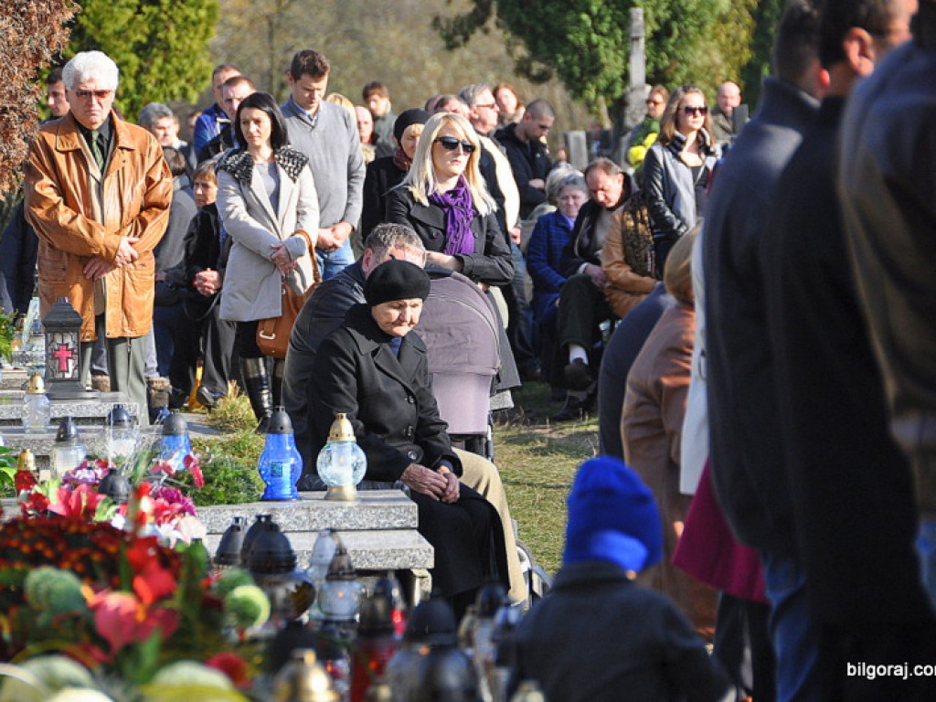 Dzień Wszystkich Świętych na naszych cmentarzach (FOTO)