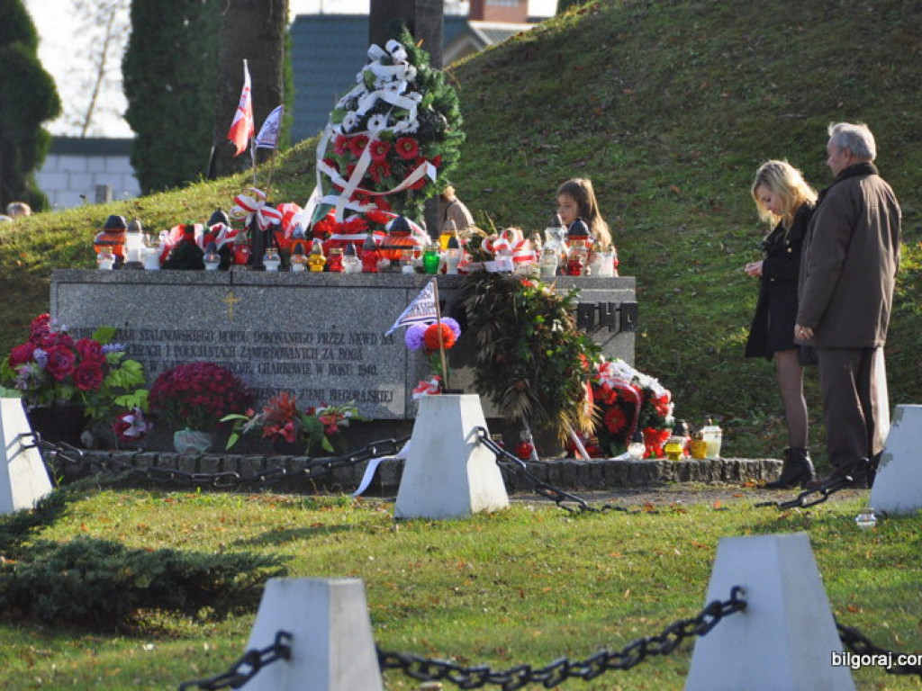 Dzień Wszystkich Świętych na naszych cmentarzach (FOTO)