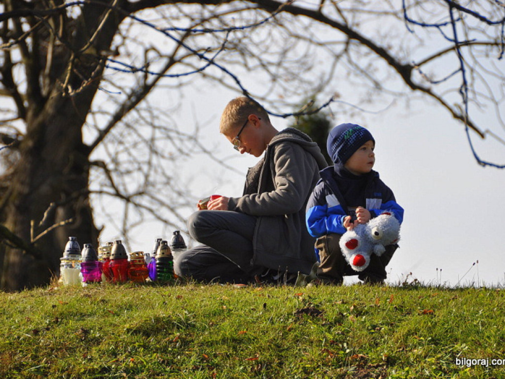 Dzień Wszystkich Świętych na naszych cmentarzach (FOTO)