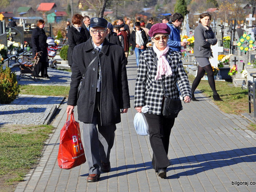 Dzień Wszystkich Świętych na naszych cmentarzach (FOTO)