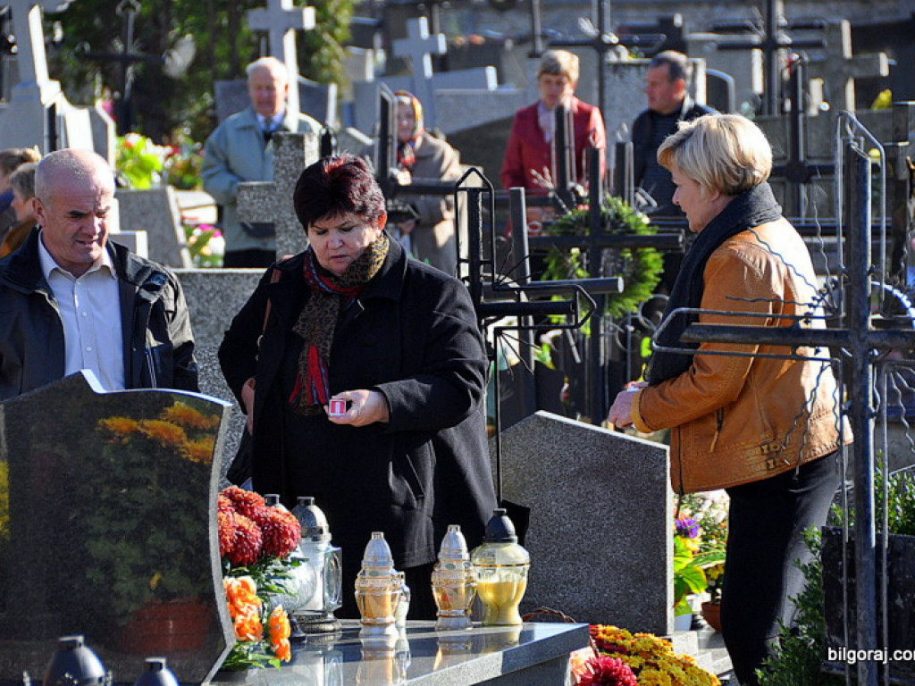Dzień Wszystkich Świętych na naszych cmentarzach (FOTO)
