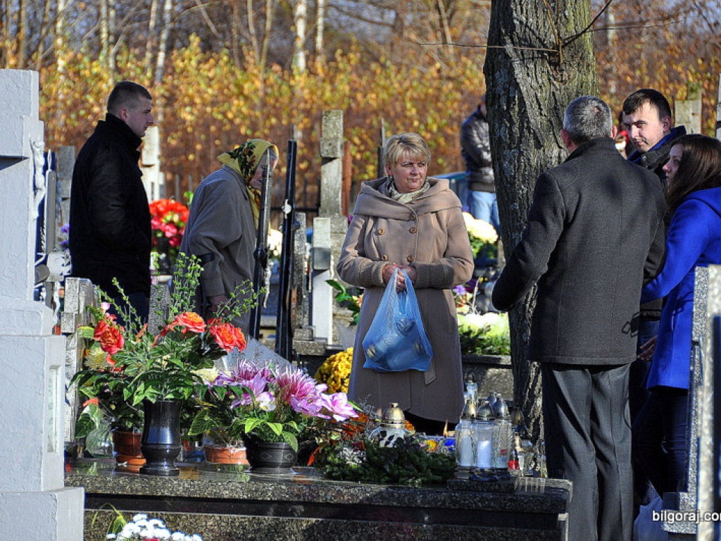 Dzień Wszystkich Świętych na naszych cmentarzach (FOTO)