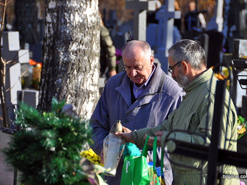 Dzień Wszystkich Świętych na naszych cmentarzach (FOTO)