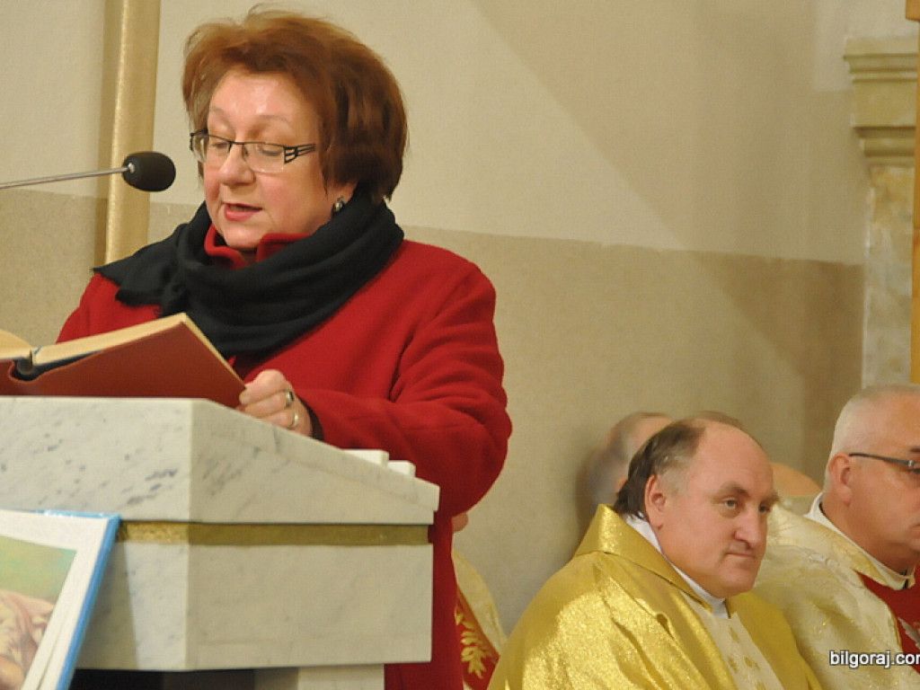 Jubileusz proboszcza parafii św. Marii Magdaleny. W koncelebrze dwóch biskupów, z życzeniami parlamentarzyści i samorządowcy oraz parafianie