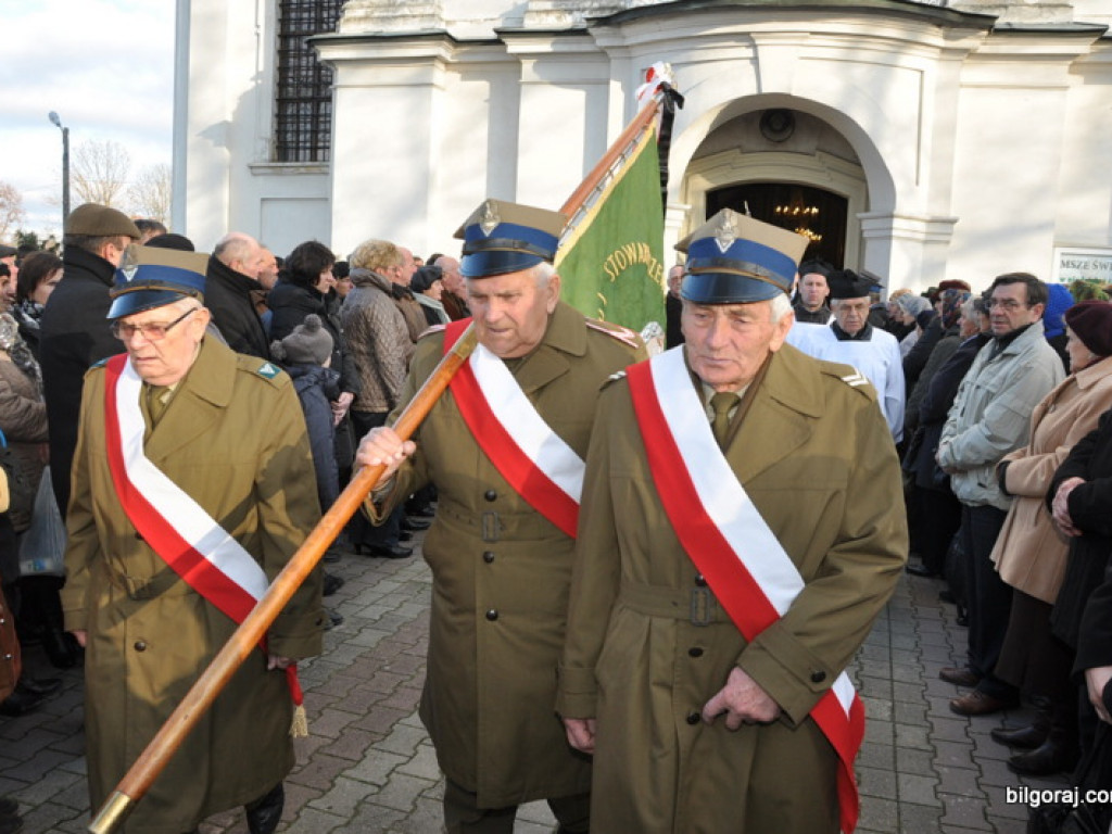Tłumy na pogrzebie prałata Ludwickiego (AUDIO)