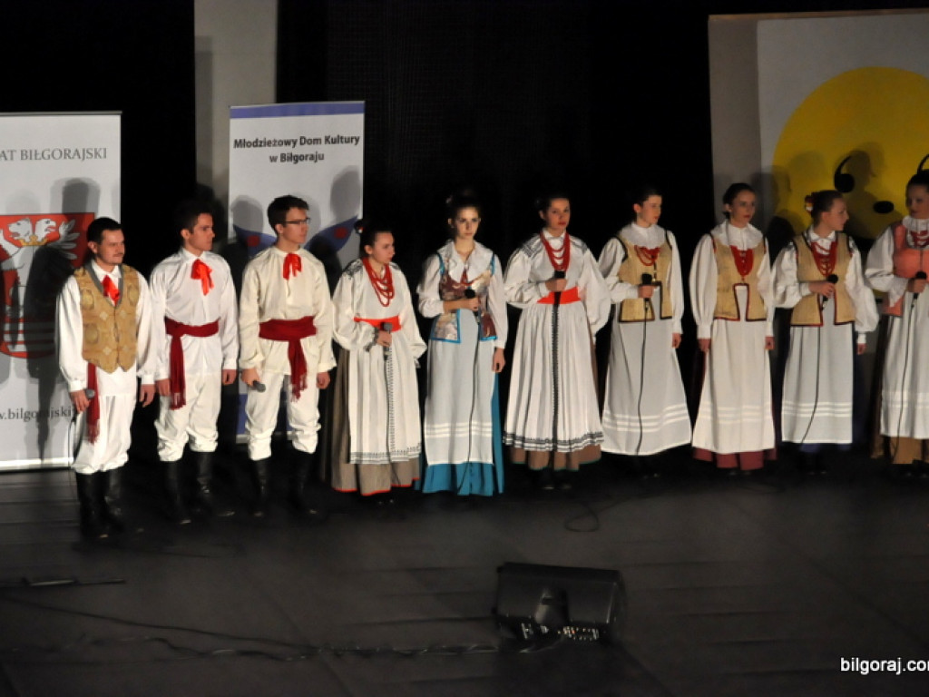 Muzyczno - taneczne show MDK na podsumowanie akcji Pomóż Dzieciom Przetrwać Zimę (FOTO)