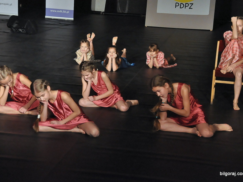 Muzyczno - taneczne show MDK na podsumowanie akcji Pomóż Dzieciom Przetrwać Zimę (FOTO)