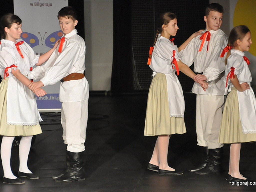 Muzyczno - taneczne show MDK na podsumowanie akcji Pomóż Dzieciom Przetrwać Zimę (FOTO)