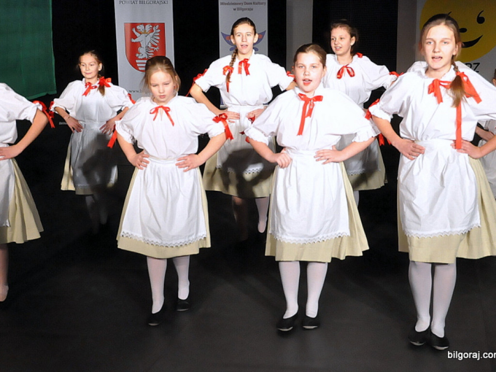 Muzyczno - taneczne show MDK na podsumowanie akcji Pomóż Dzieciom Przetrwać Zimę (FOTO)