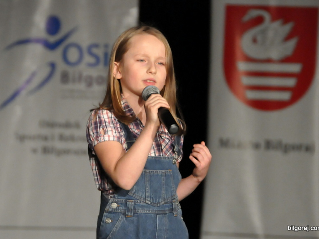 Muzyczno - taneczne show MDK na podsumowanie akcji Pomóż Dzieciom Przetrwać Zimę (FOTO)