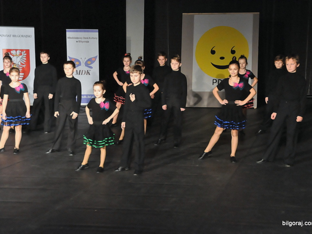 Muzyczno - taneczne show MDK na podsumowanie akcji Pomóż Dzieciom Przetrwać Zimę (FOTO)