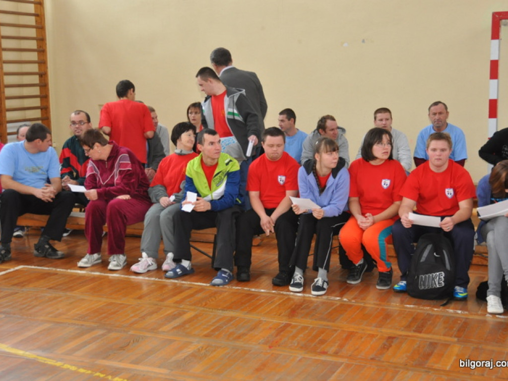 XII Mikołajkowy Turniej Sportowy Osób Niepełnosprawnych (FOTO)