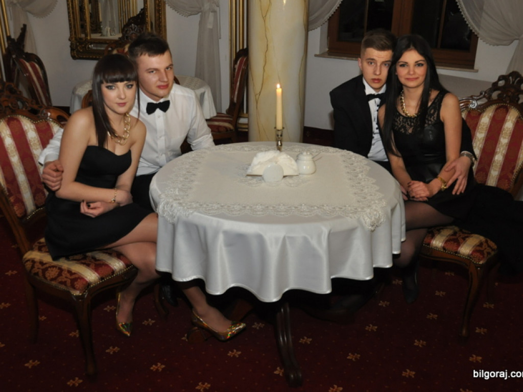 Zobacz relację ze studniówki w RCEZ (FOTO, VIDEO)