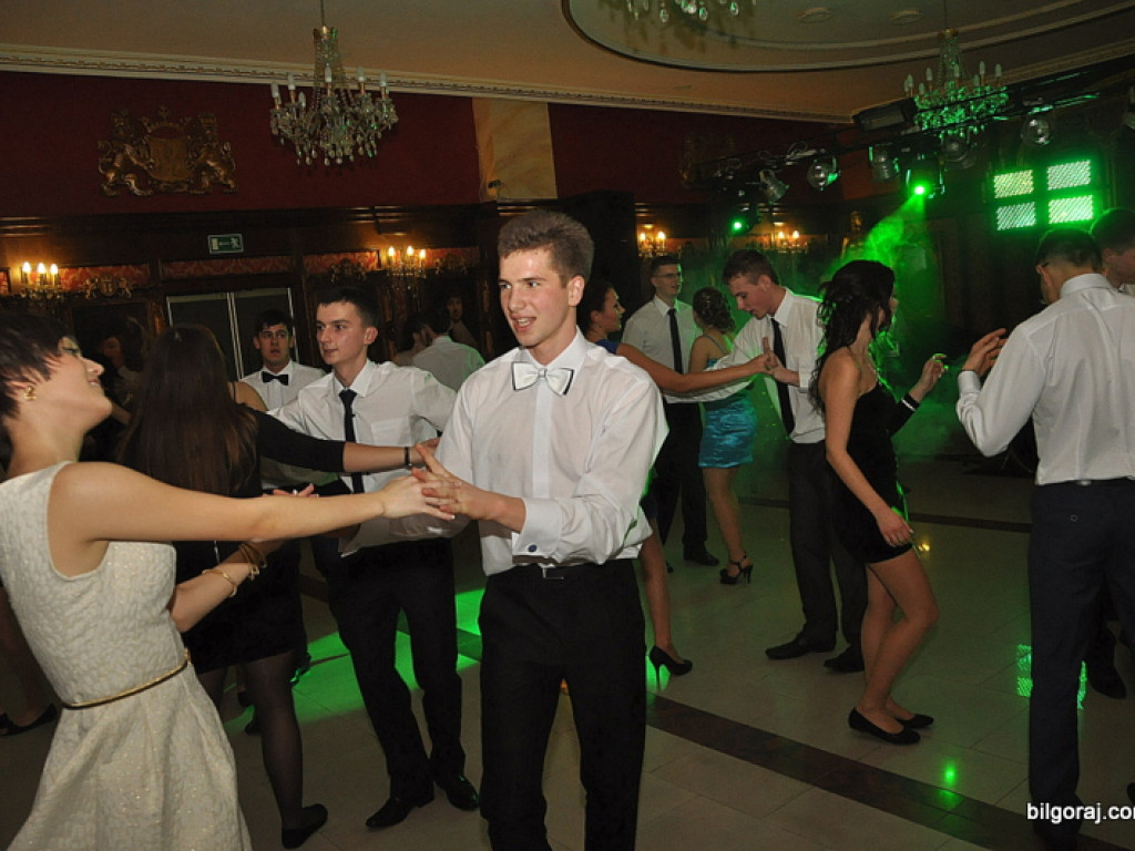 Zobacz relację ze studniówki w RCEZ (FOTO, VIDEO)