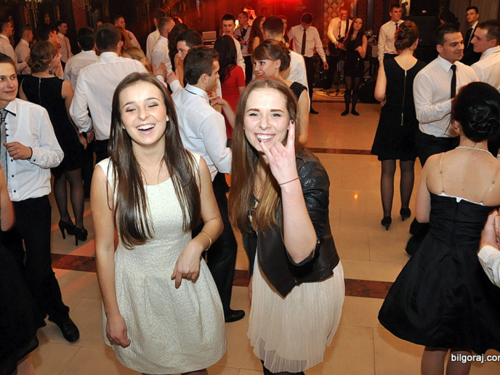 Zobacz relację ze studniówki w RCEZ (FOTO, VIDEO)