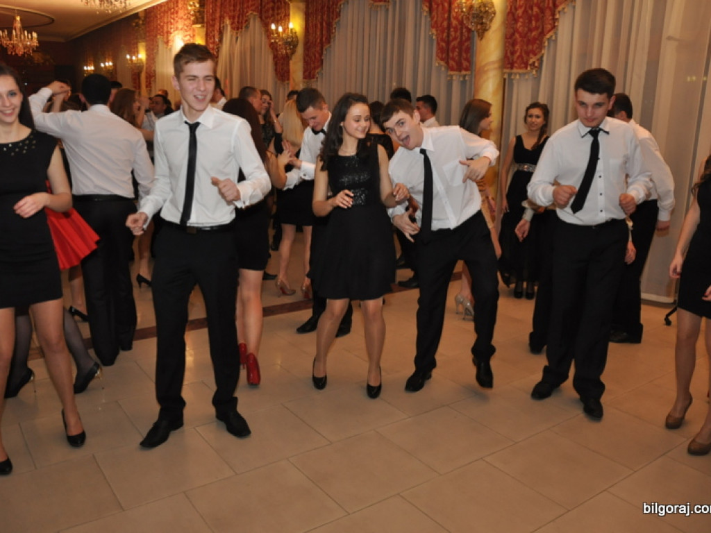 Zobacz relację ze studniówki w RCEZ (FOTO, VIDEO)