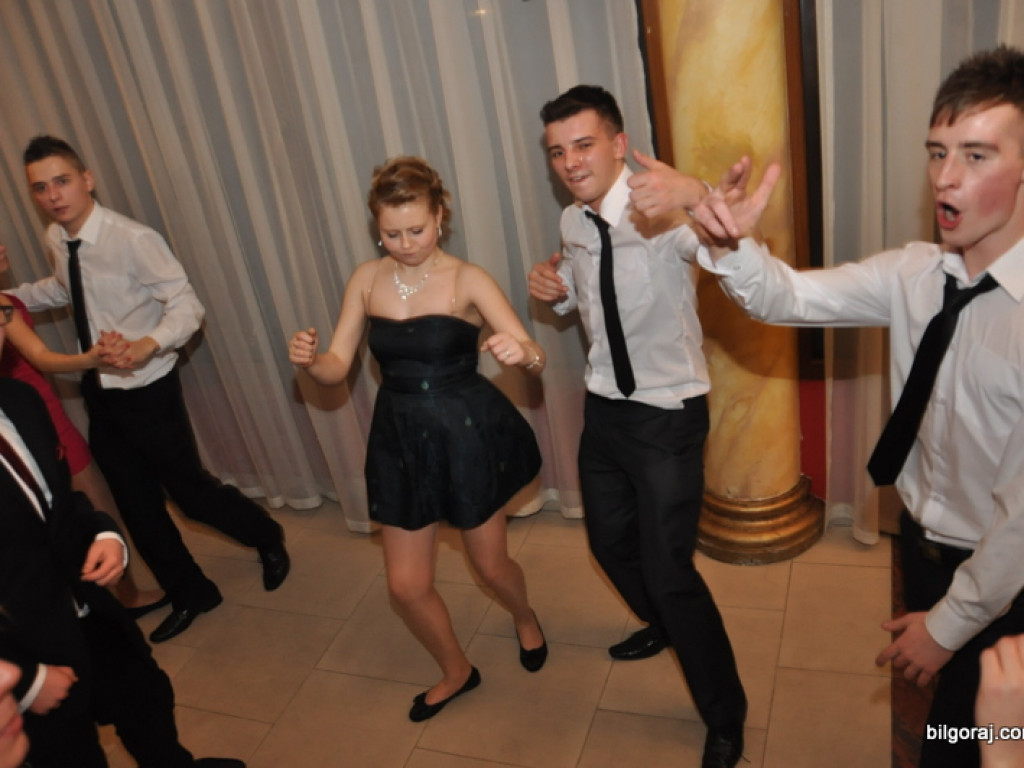 Zobacz relację ze studniówki w RCEZ (FOTO, VIDEO)