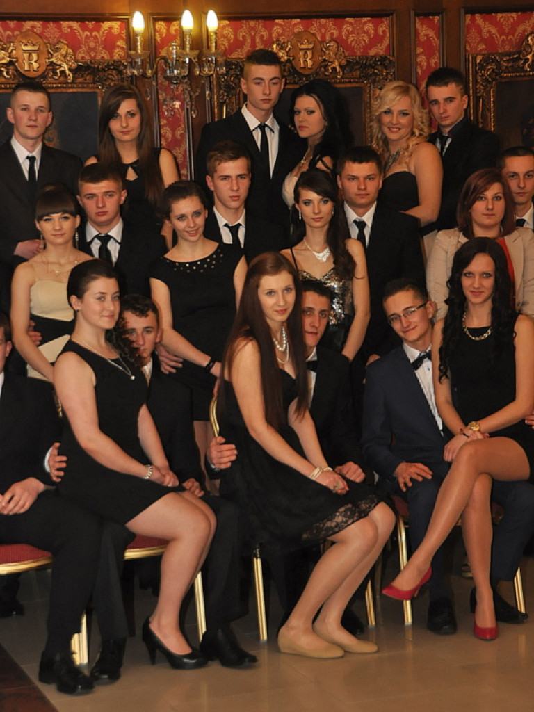 Zobacz relację ze studniówki w RCEZ (FOTO, VIDEO)