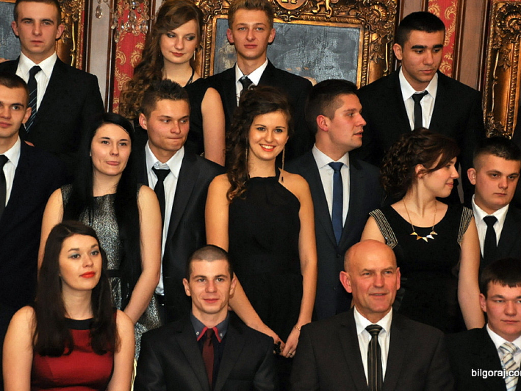 Zobacz relację ze studniówki w RCEZ (FOTO, VIDEO)