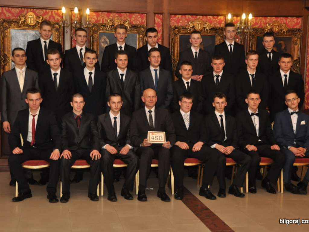 Zobacz relację ze studniówki w RCEZ (FOTO, VIDEO)