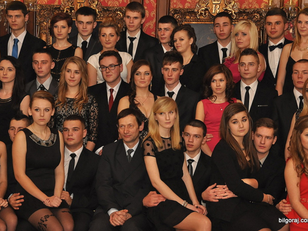 Zobacz relację ze studniówki w RCEZ (FOTO, VIDEO)