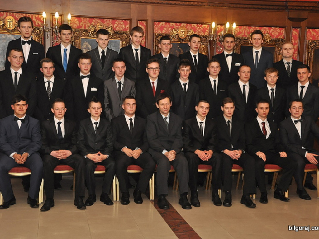 Zobacz relację ze studniówki w RCEZ (FOTO, VIDEO)