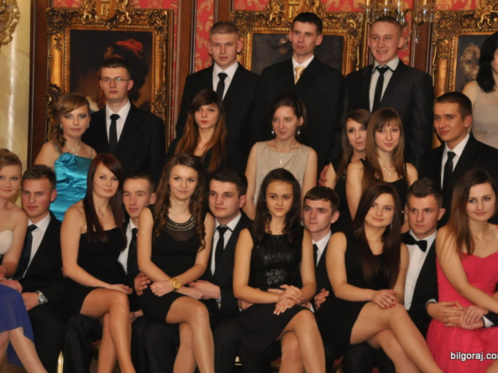 Zobacz relację ze studniówki w RCEZ (FOTO, VIDEO)