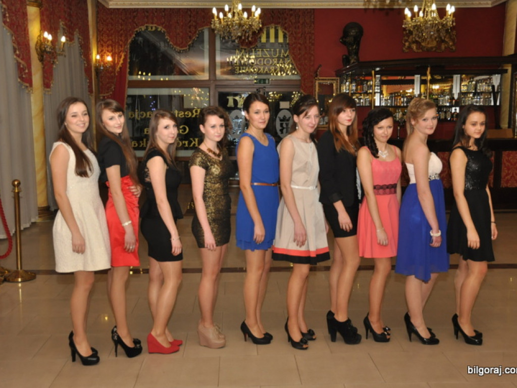 Zobacz relację ze studniówki w RCEZ (FOTO, VIDEO)